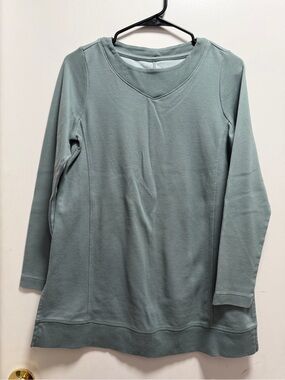 J. Jill Dusty Sage Long Sleeve V-Neck Tunic